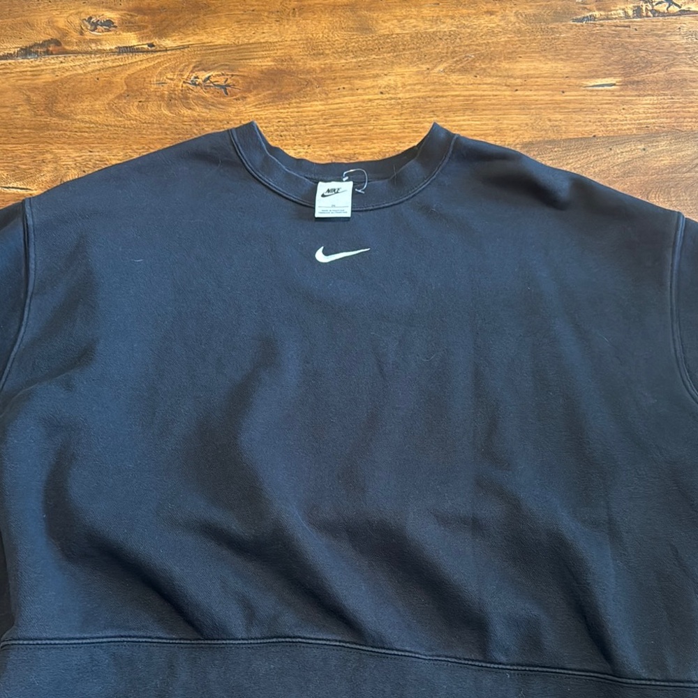 Nike Men's Black Sweater